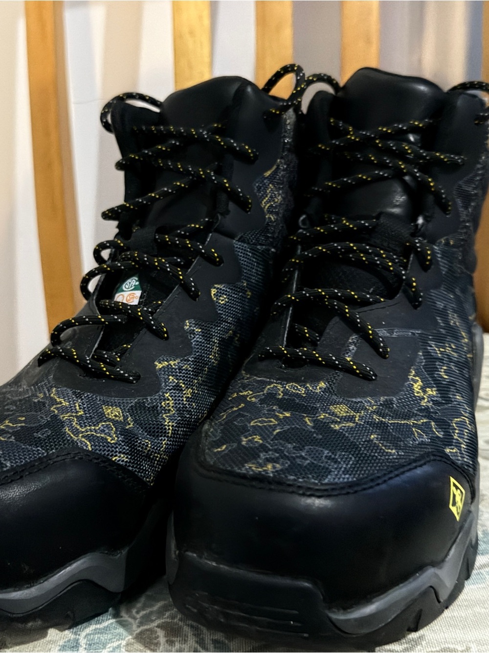 erra Spider X Mid safety work boots